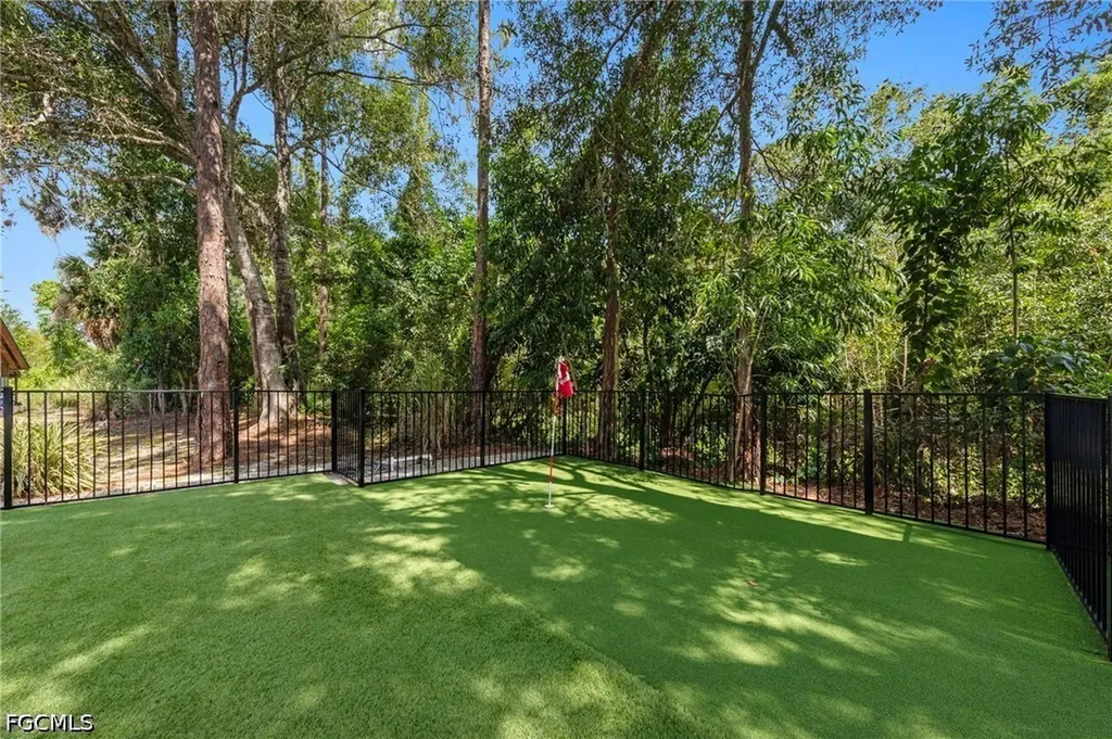 12010 Honeysuckle Road Fort Myers FL 33966