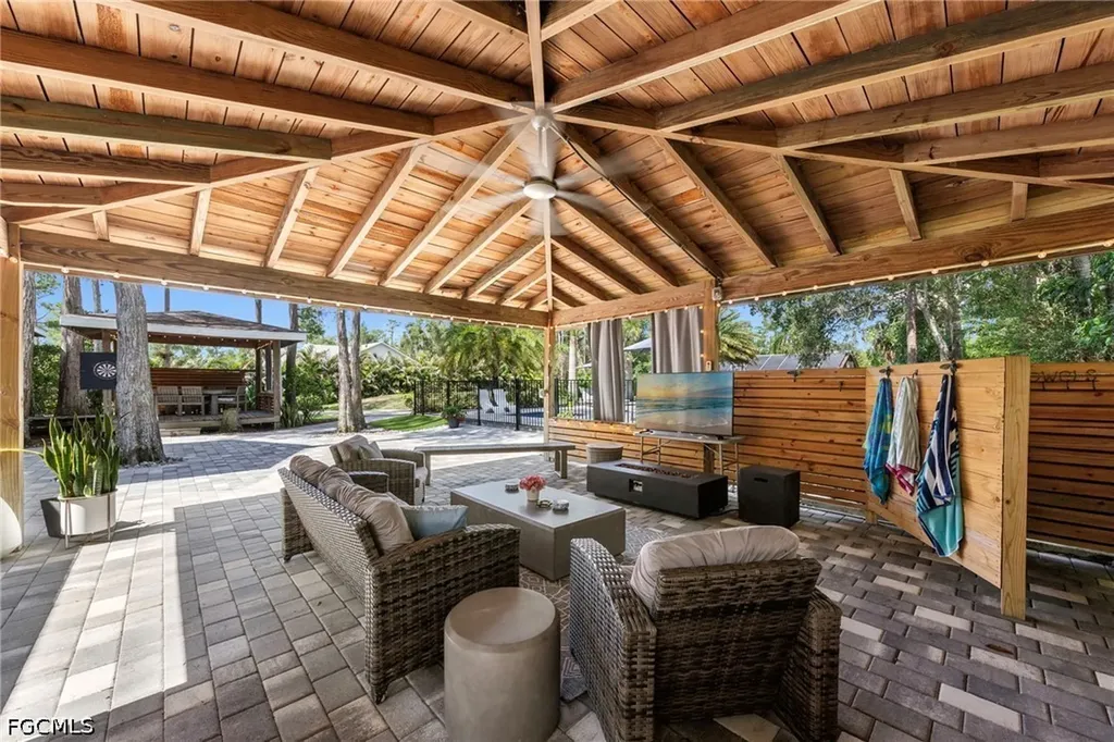 12010 Honeysuckle Road Fort Myers FL 33966