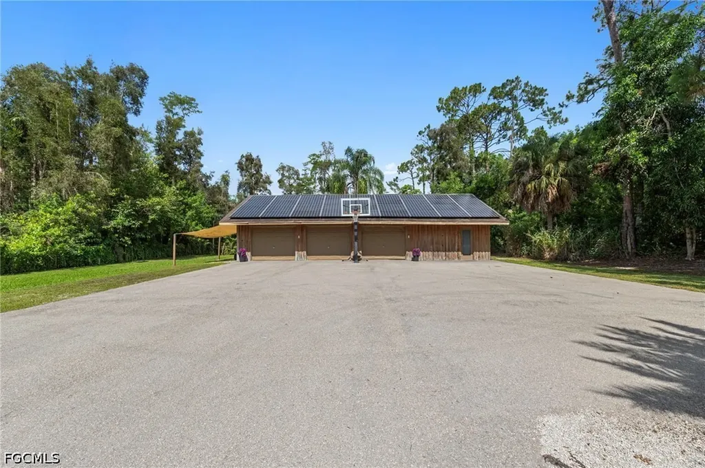 12010 Honeysuckle Road Fort Myers FL 33966