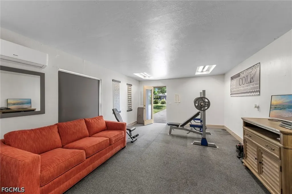 12010 Honeysuckle Road Fort Myers FL 33966