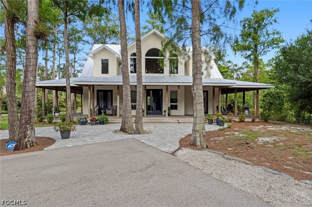 12010 Honeysuckle Road Fort Myers FL 33966