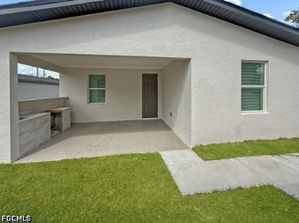 3816 Ballard Road Fort Myers FL 33916
