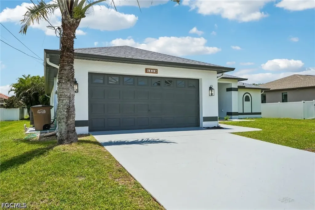 4339 SW 25th Place Cape Coral FL 33914