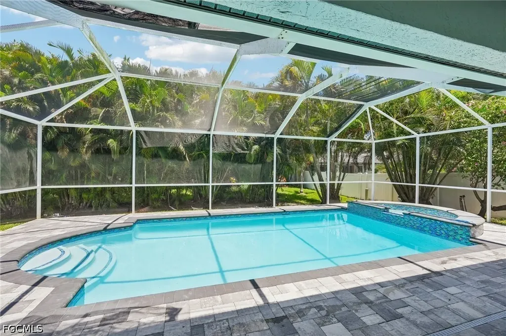 4339 SW 25th Place Cape Coral FL 33914