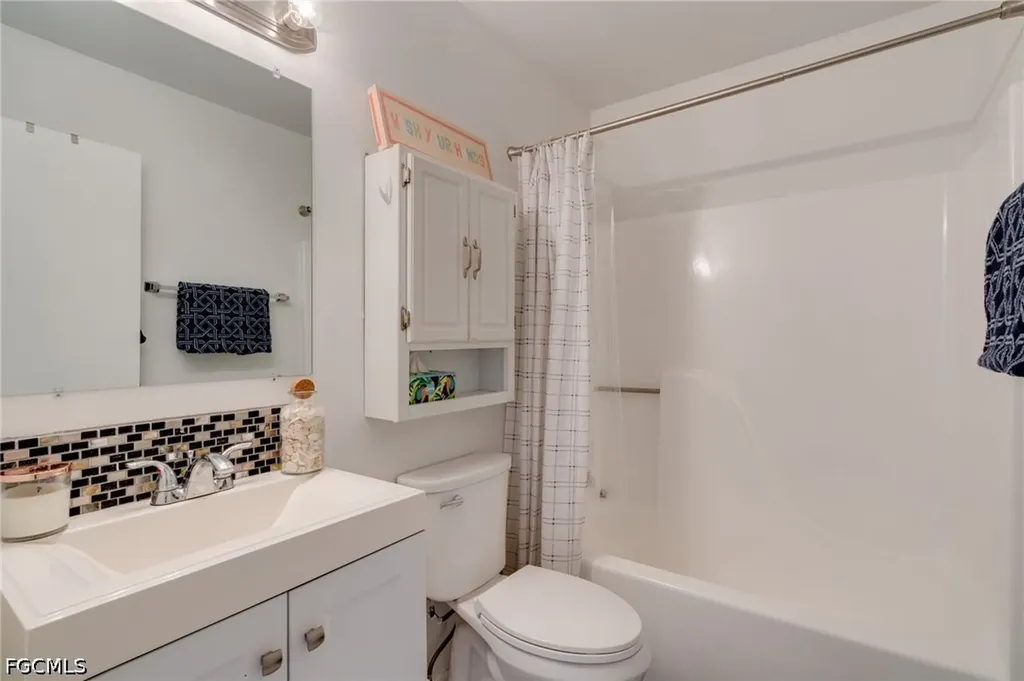 1319 SW 34th Street Cape Coral FL 33914