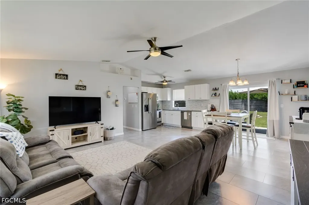 1319 SW 34th Street Cape Coral FL 33914