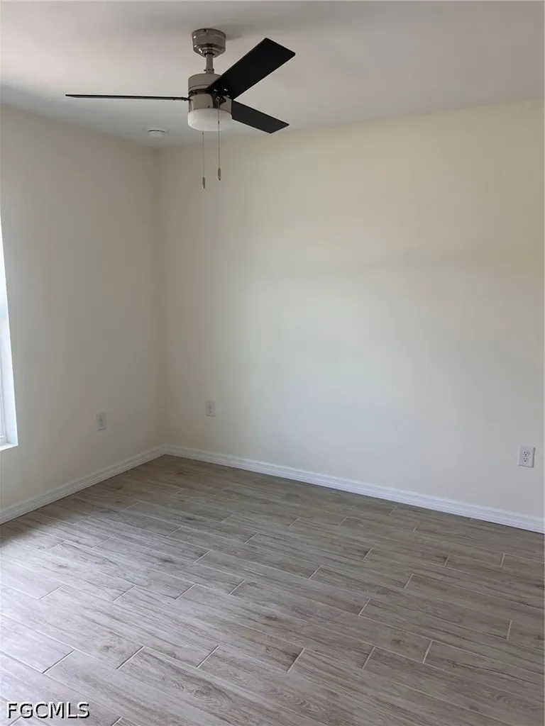 3512 NE 17th Place Cape Coral FL 33909