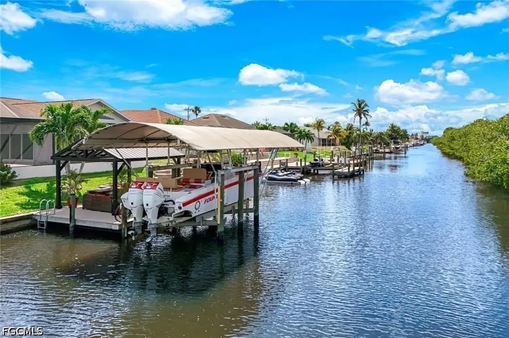 2013 Everest Parkway Cape Coral FL 33904