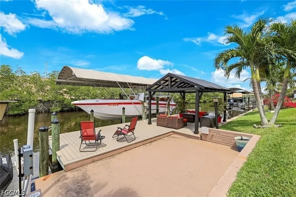 2013 Everest Parkway Cape Coral FL 33904