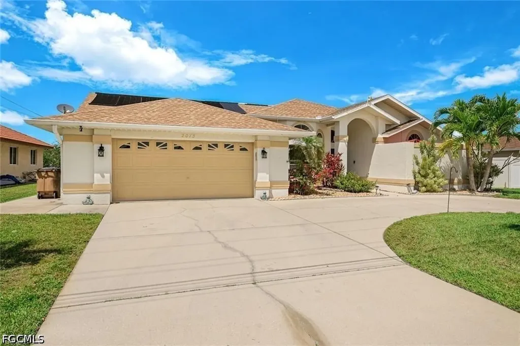 2013 Everest Parkway Cape Coral FL 33904