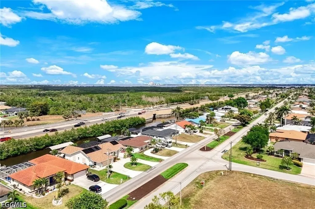 2013 Everest Parkway Cape Coral FL 33904