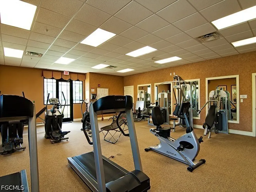 8470 Kingbird Loop Estero FL 33967