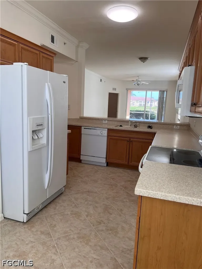 8470 Kingbird Loop Estero FL 33967