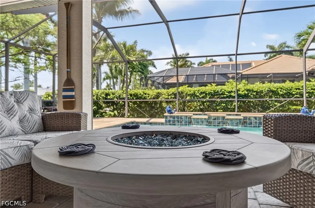 1725 SW 52nd Terrace Cape Coral FL 33914