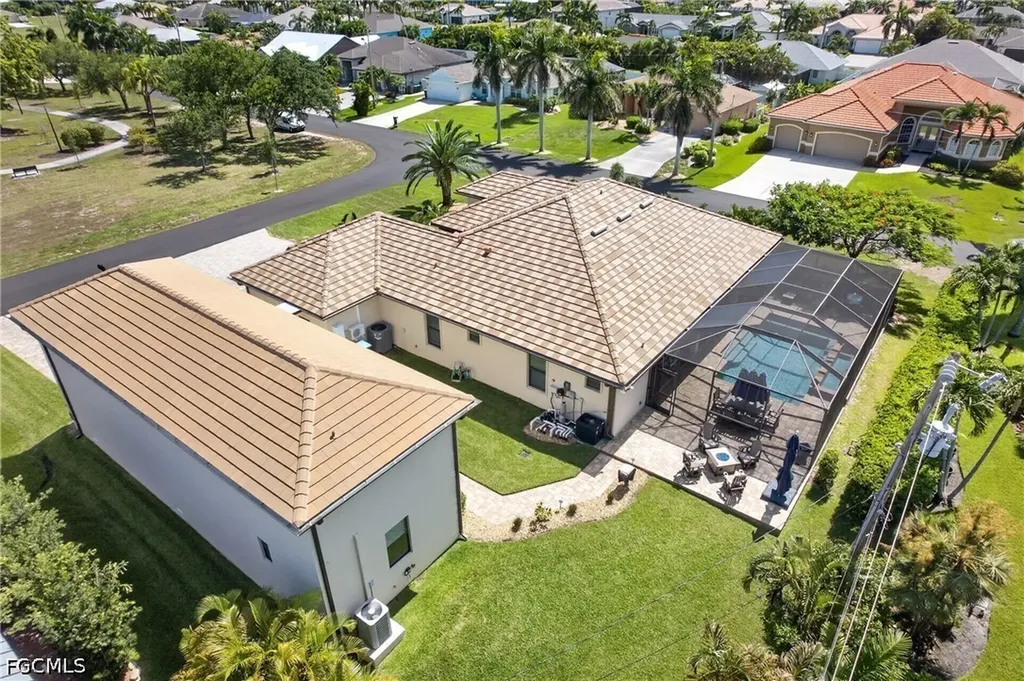 1725 SW 52nd Terrace Cape Coral FL 33914