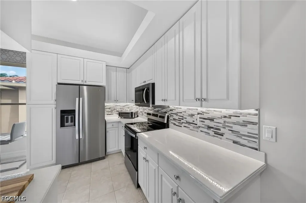 1855 Les Chateaux Boulevard Naples FL 34109