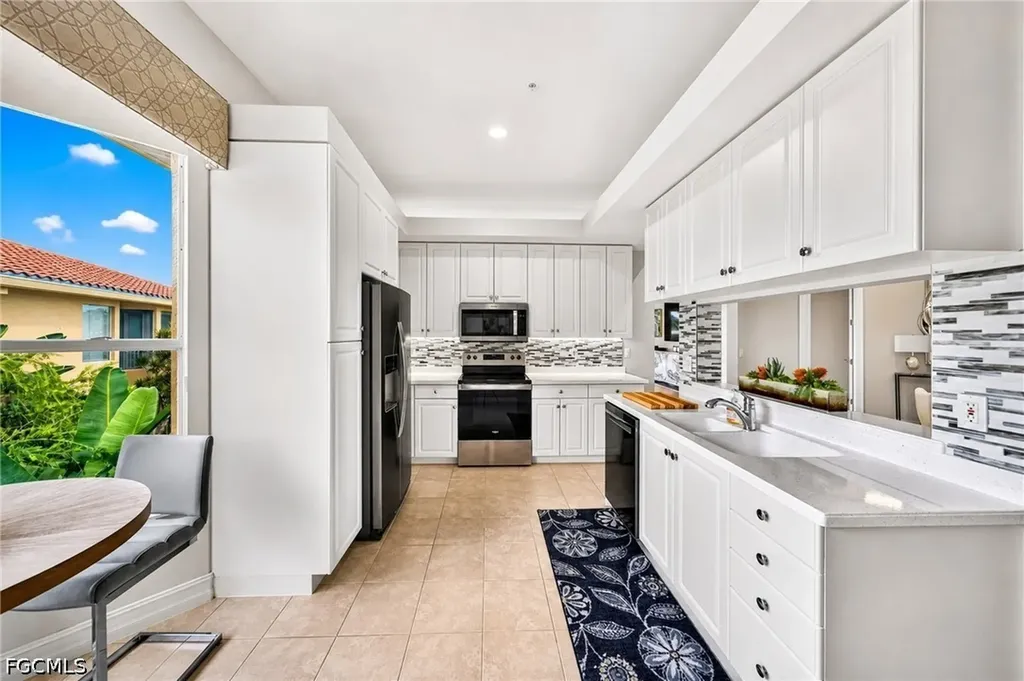 1855 Les Chateaux Boulevard Naples FL 34109