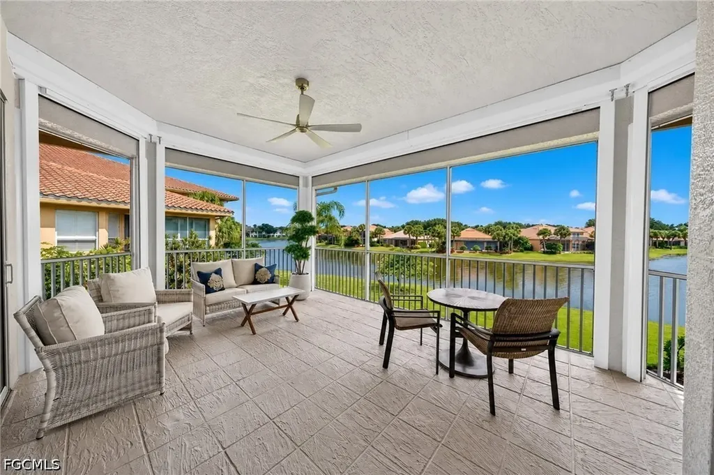 1855 Les Chateaux Boulevard Naples FL 34109