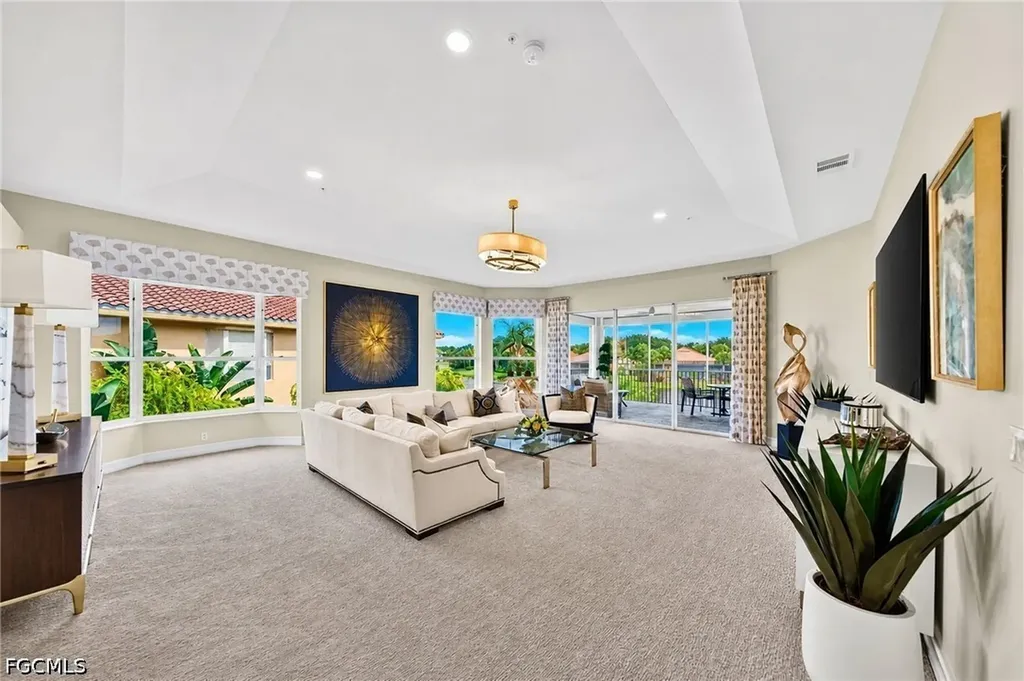 1855 Les Chateaux Boulevard Naples FL 34109