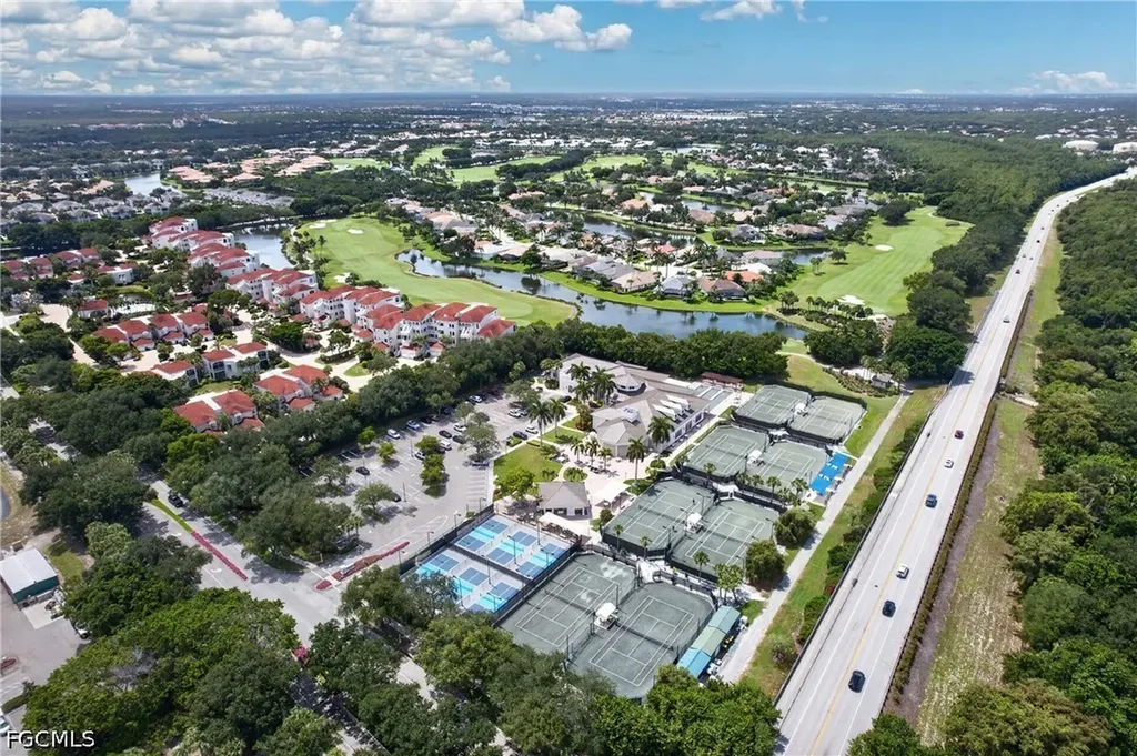 1855 Les Chateaux Boulevard Naples FL 34109