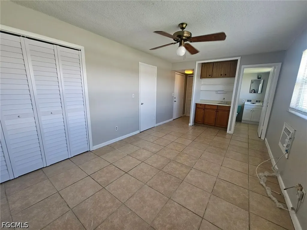 3810 SE 12th Avenue Cape Coral FL 33904