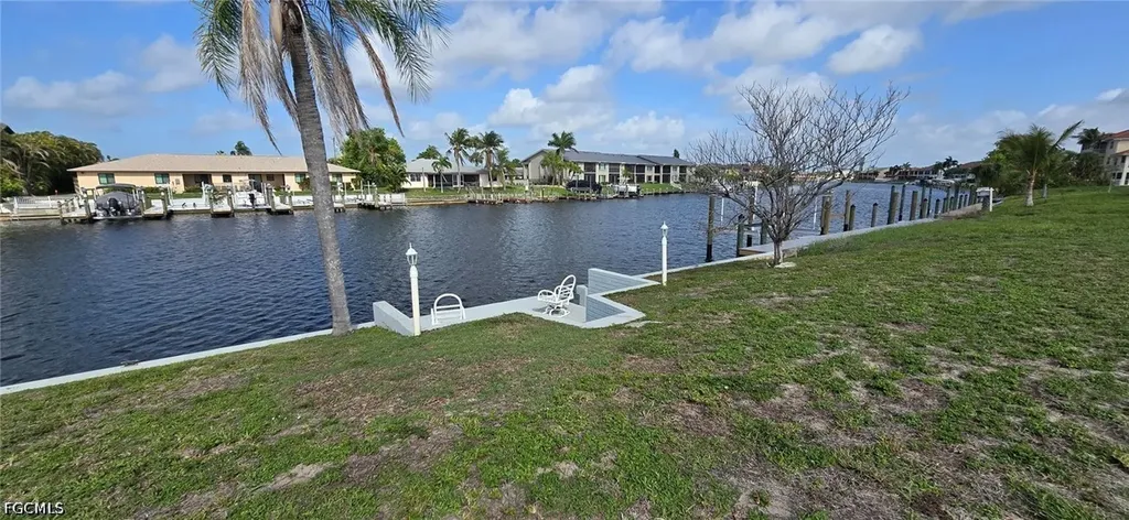 3810 SE 12th Avenue Cape Coral FL 33904