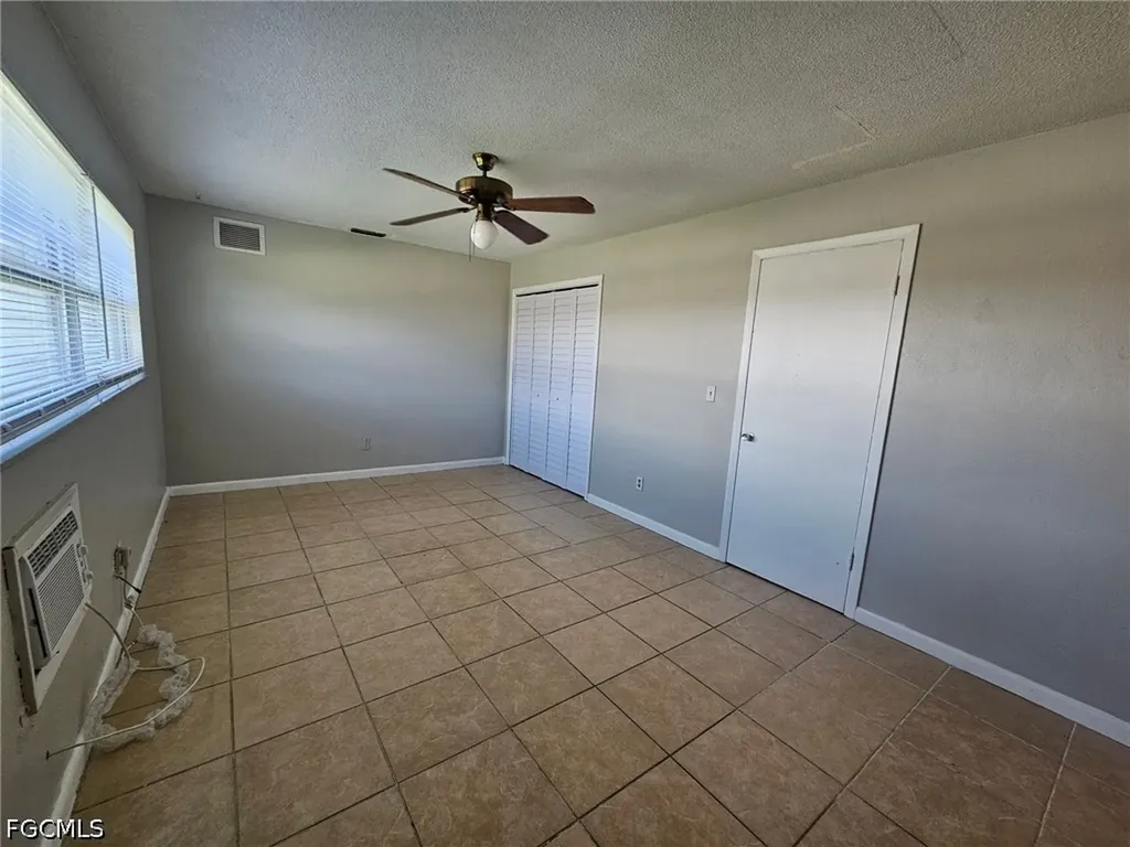 3810 SE 12th Avenue Cape Coral FL 33904