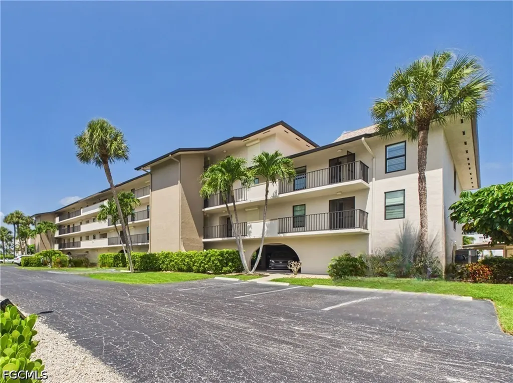 1051 Swallow Avenue Marco Island FL 34145