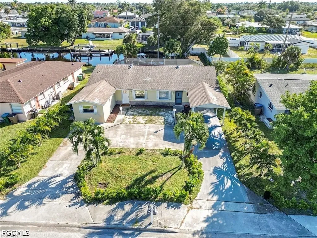 5227 Coronado Parkway Cape Coral FL 33904