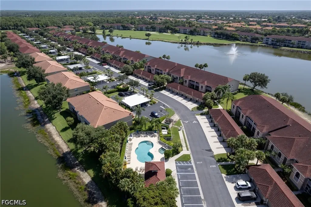 2865 Cypress Trace Circle Naples FL 34119