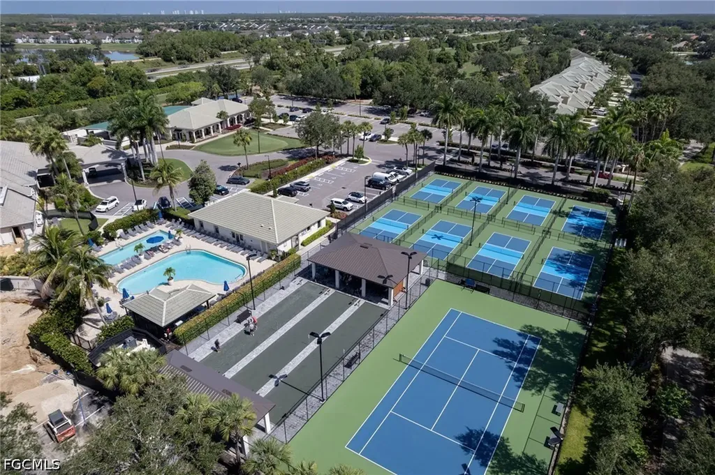 2865 Cypress Trace Circle Naples FL 34119