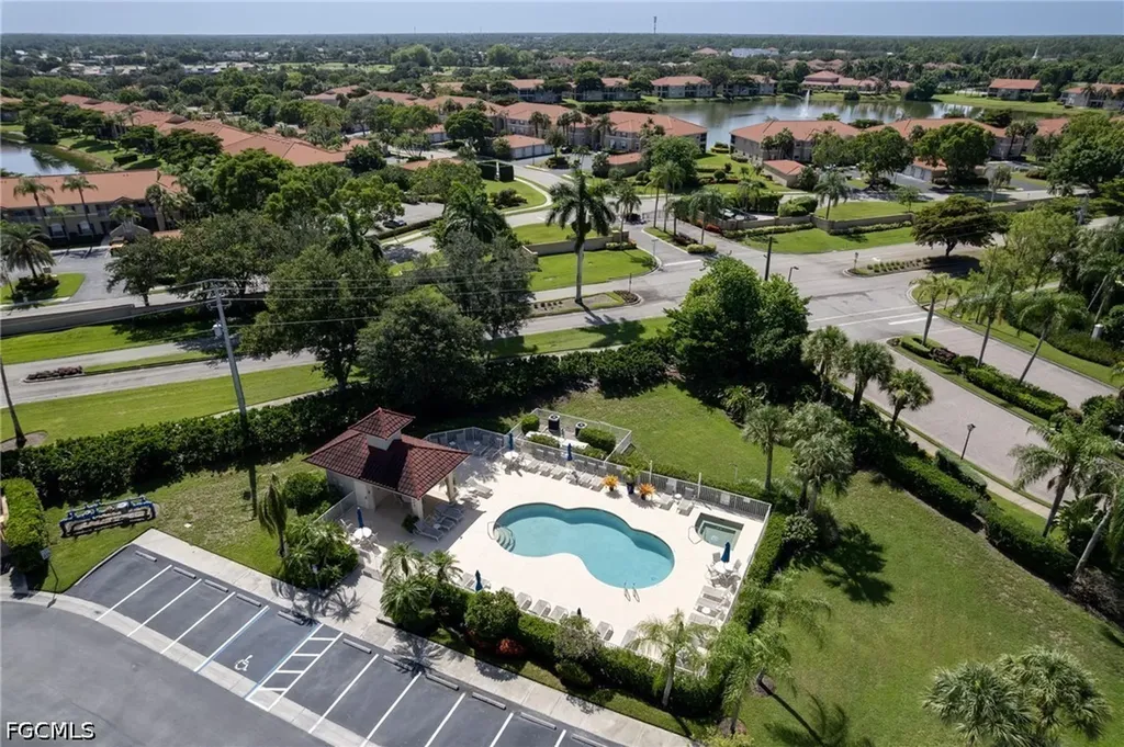 2865 Cypress Trace Circle Naples FL 34119