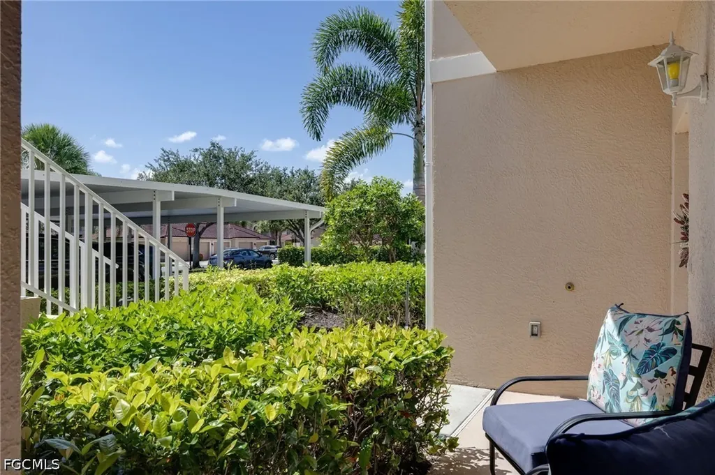 2865 Cypress Trace Circle Naples FL 34119