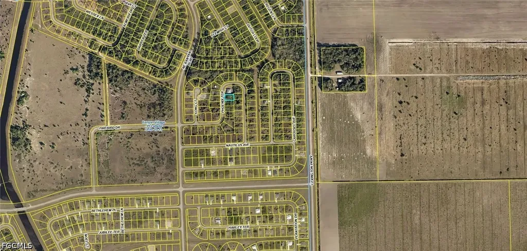 323 Phoenix Terrace Labelle FL 33935