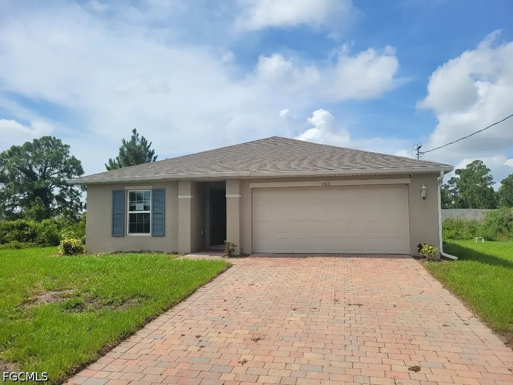 3303 75th Street W Lehigh Acres FL 33971