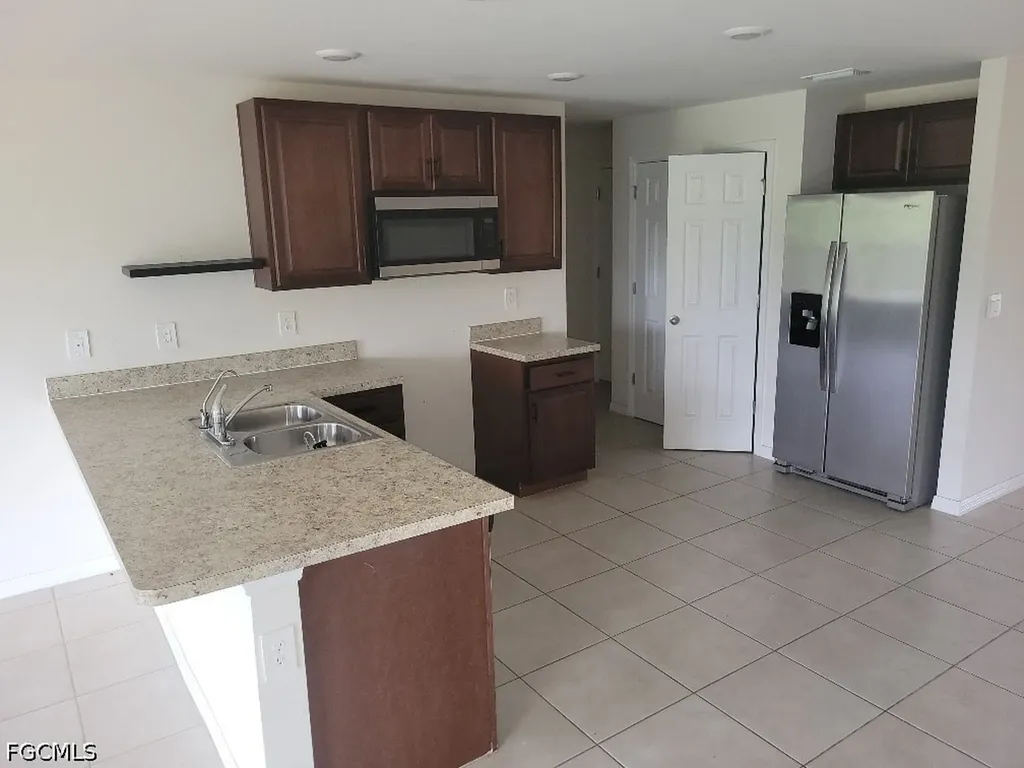 3303 75th Street W Lehigh Acres FL 33971