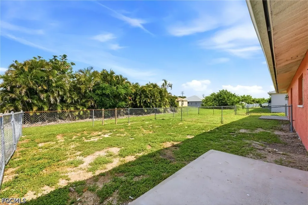 4346 Santa Barbara Boulevard Cape Coral FL 33914