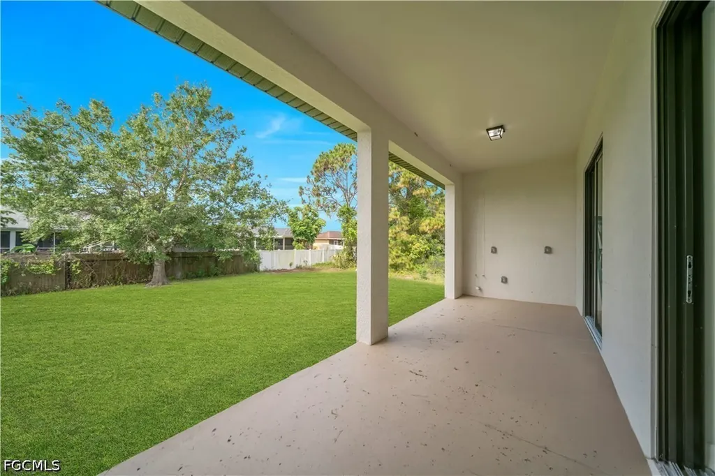 3509 38th Street SW Lehigh Acres FL 33976