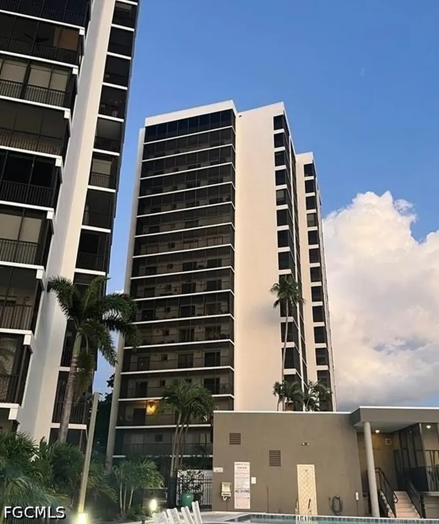 1920 Virginia Avenue Fort Myers FL 33901
