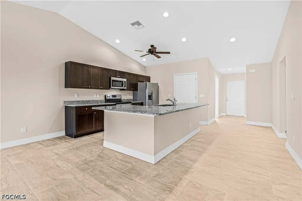 3509 SW Santa Barbara Place Cape Coral FL 33914