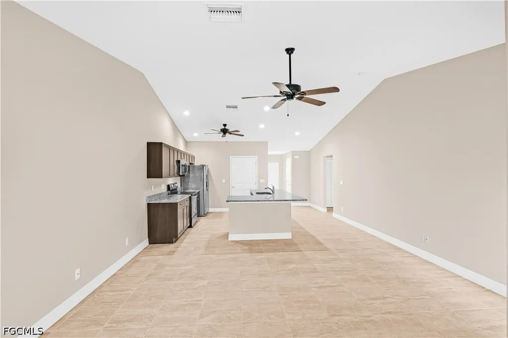 3509 SW Santa Barbara Place Cape Coral FL 33914