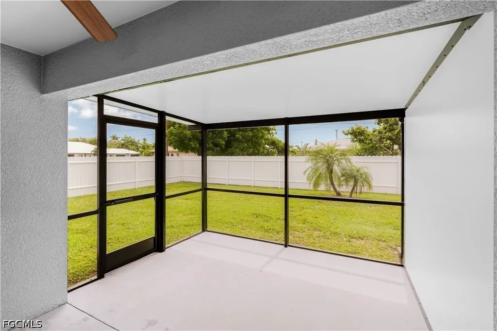 3509 SW Santa Barbara Place Cape Coral FL 33914