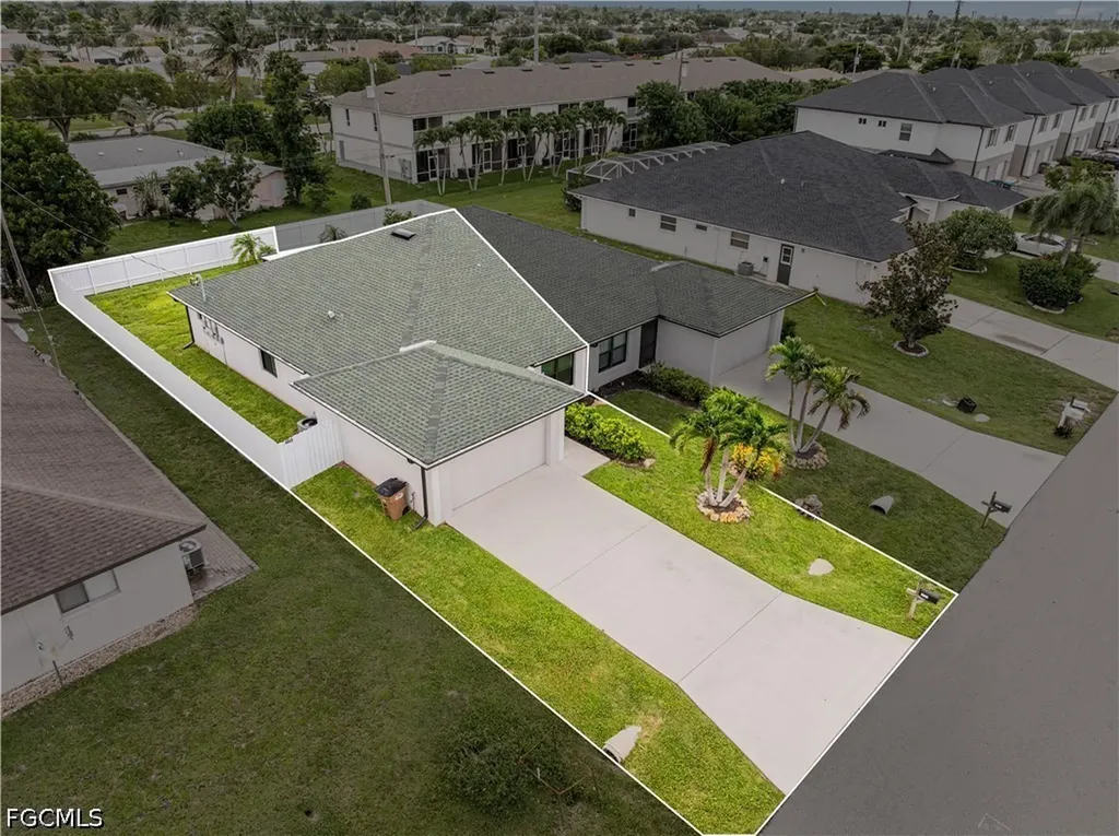 3509 SW Santa Barbara Place Cape Coral FL 33914