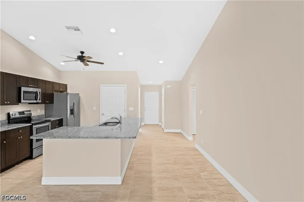 3509 SW Santa Barbara Place Cape Coral FL 33914