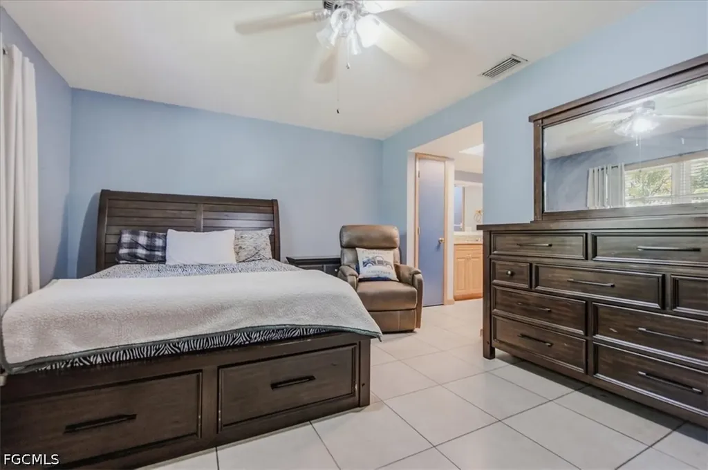 4704 SE 6th Avenue Cape Coral FL 33904