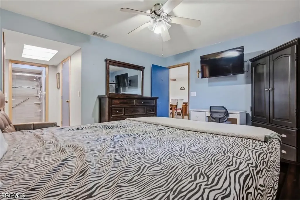 4704 SE 6th Avenue Cape Coral FL 33904
