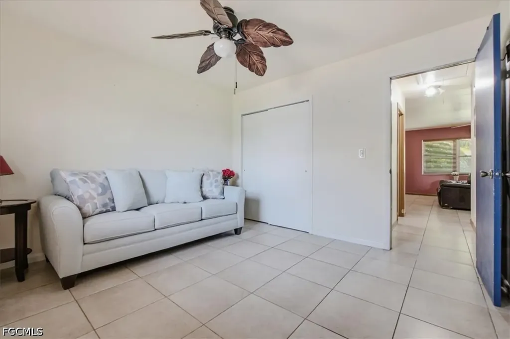 4704 SE 6th Avenue Cape Coral FL 33904