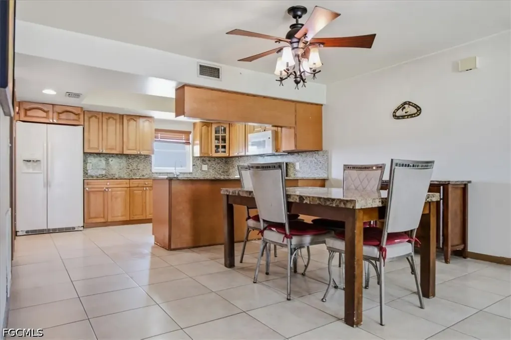 4704 SE 6th Avenue Cape Coral FL 33904
