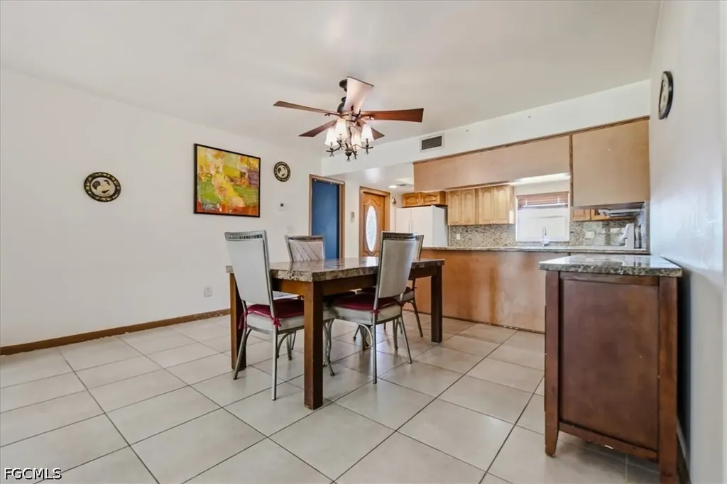 4704 SE 6th Avenue Cape Coral FL 33904