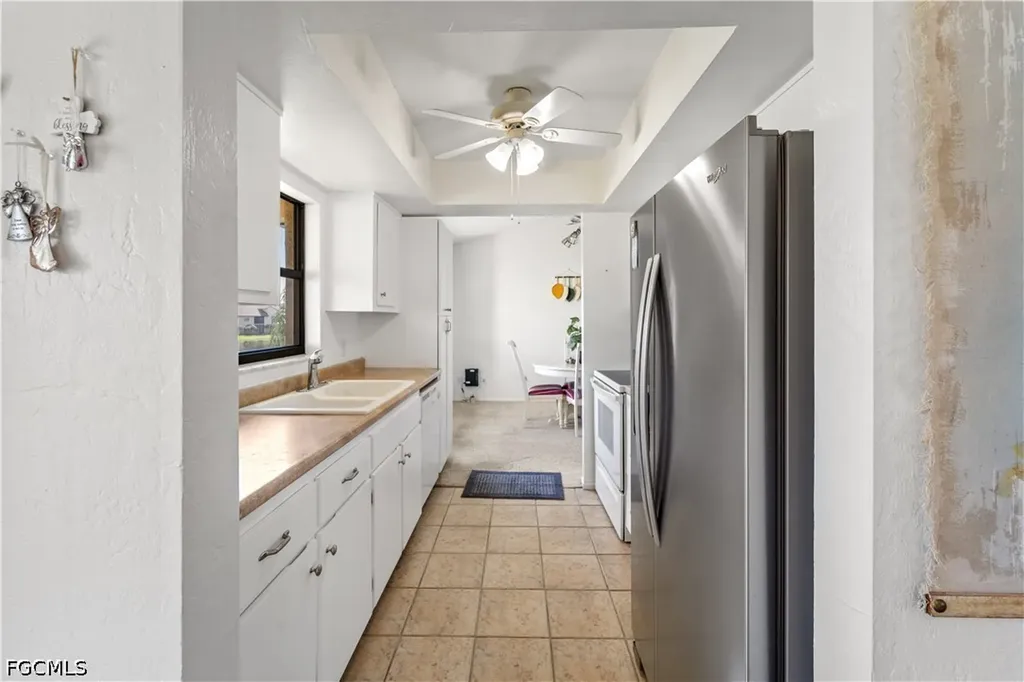 8565 Charter Club Circle Fort Myers FL 33919
